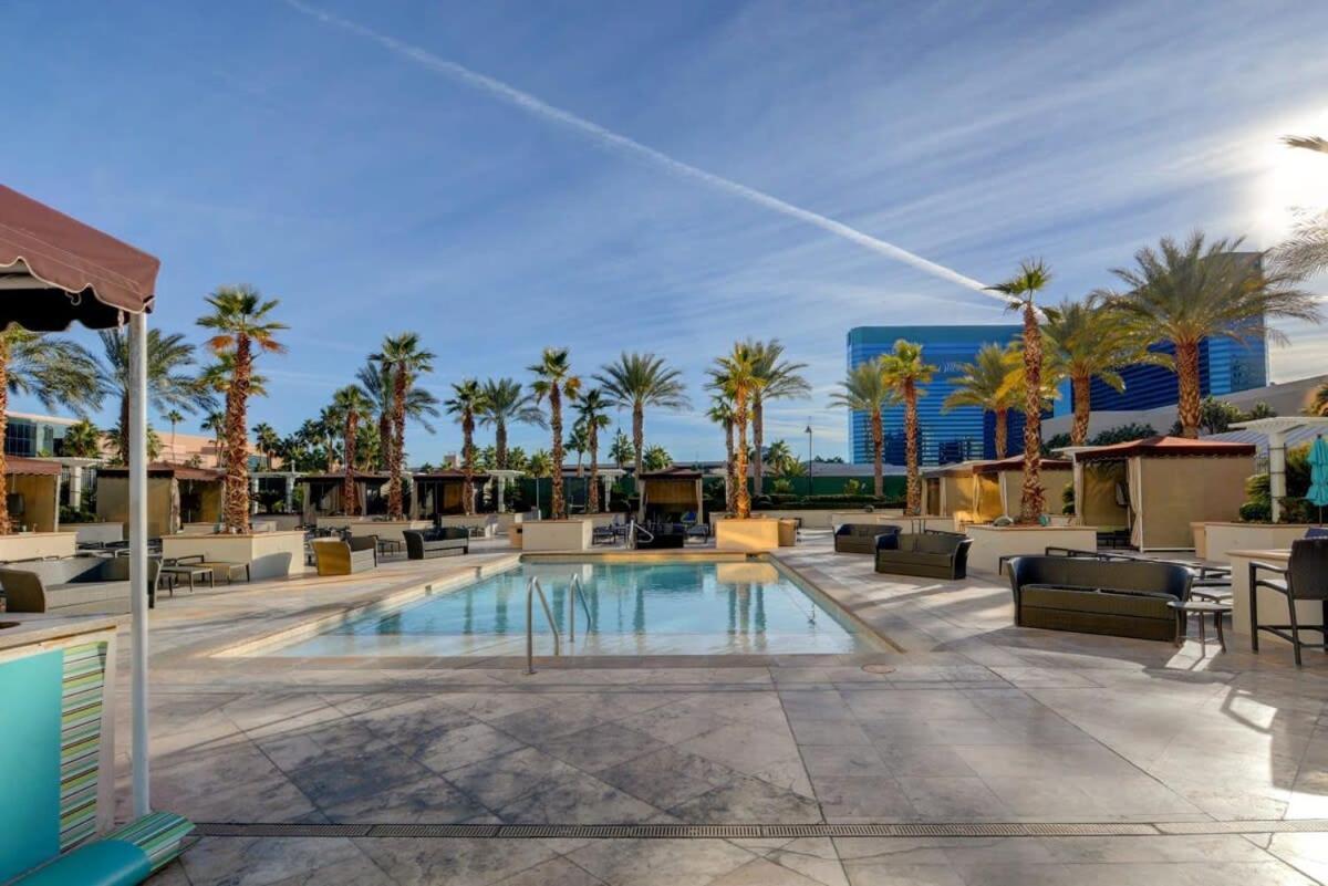 Mgm Signature-08-803 F1 Track & Strip View Studio Las Vegas Exterior foto